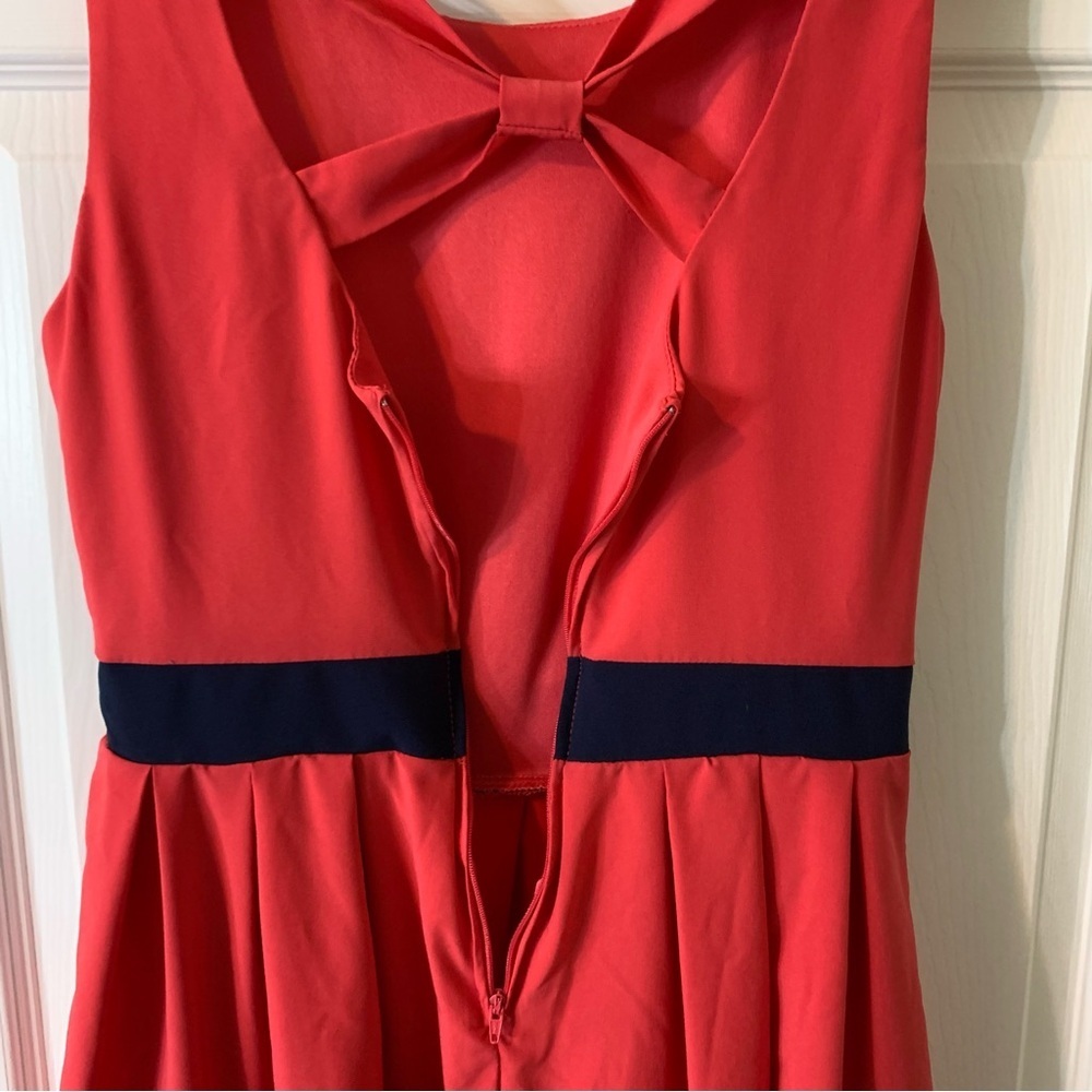B Darlin Pink and Navy Blue Pleated Cross Back Sleeveless Mini Dress, size 7/8 - Picture 6 of 8